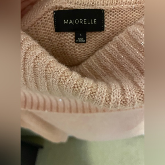 Sweater - Picture 2 of 3